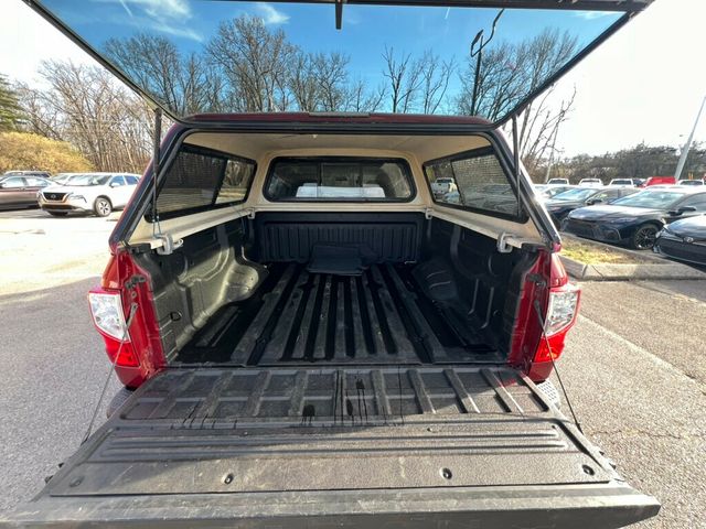 2017 Nissan Titan 4x2 Crew Cab SV - 22959930 - 8