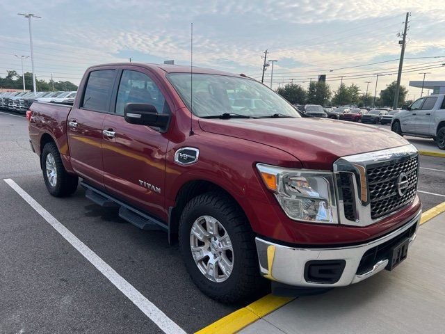 2017 Nissan Titan 4x2 Crew Cab SV - 23085199 - 1