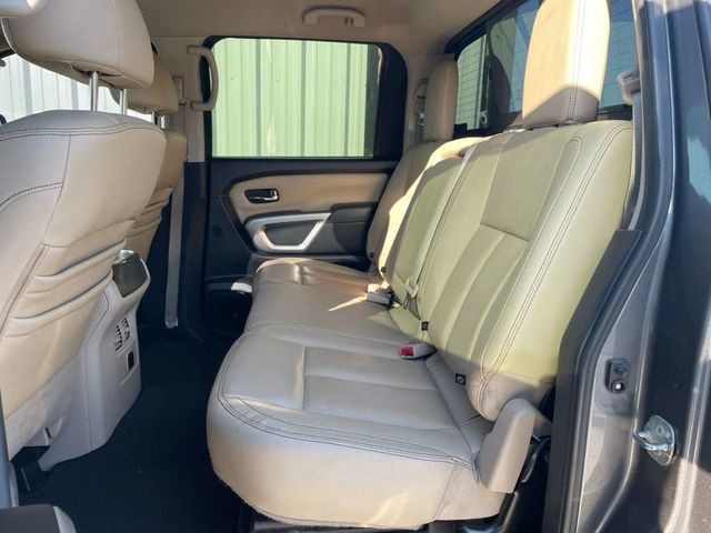 2017 Nissan Titan 4x4 Crew Cab Platinum Reserve - 22989761 - 14