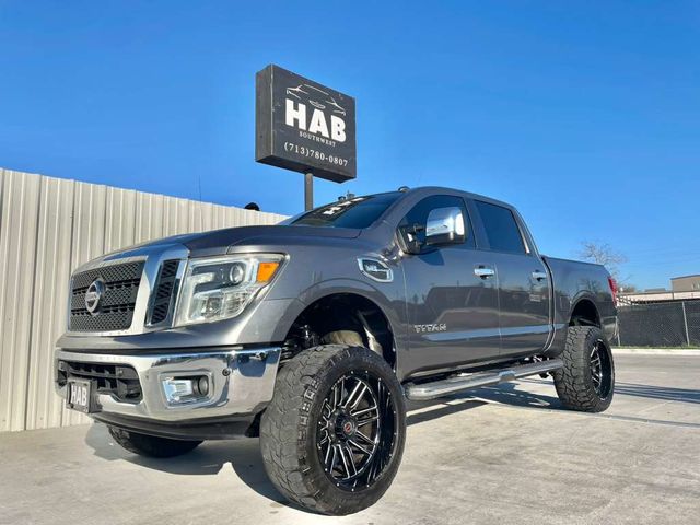 2017 Nissan Titan 4x4 Crew Cab Platinum Reserve - 22989761 - 1