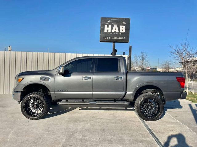 2017 Nissan Titan 4x4 Crew Cab Platinum Reserve - 22989761 - 2
