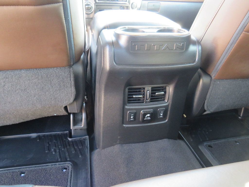 2017 Nissan Titan 4x4 Crew Cab Platinum Reserve - 22900507 - 10