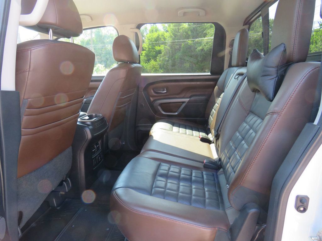 2017 Nissan Titan 4x4 Crew Cab Platinum Reserve - 22900507 - 11
