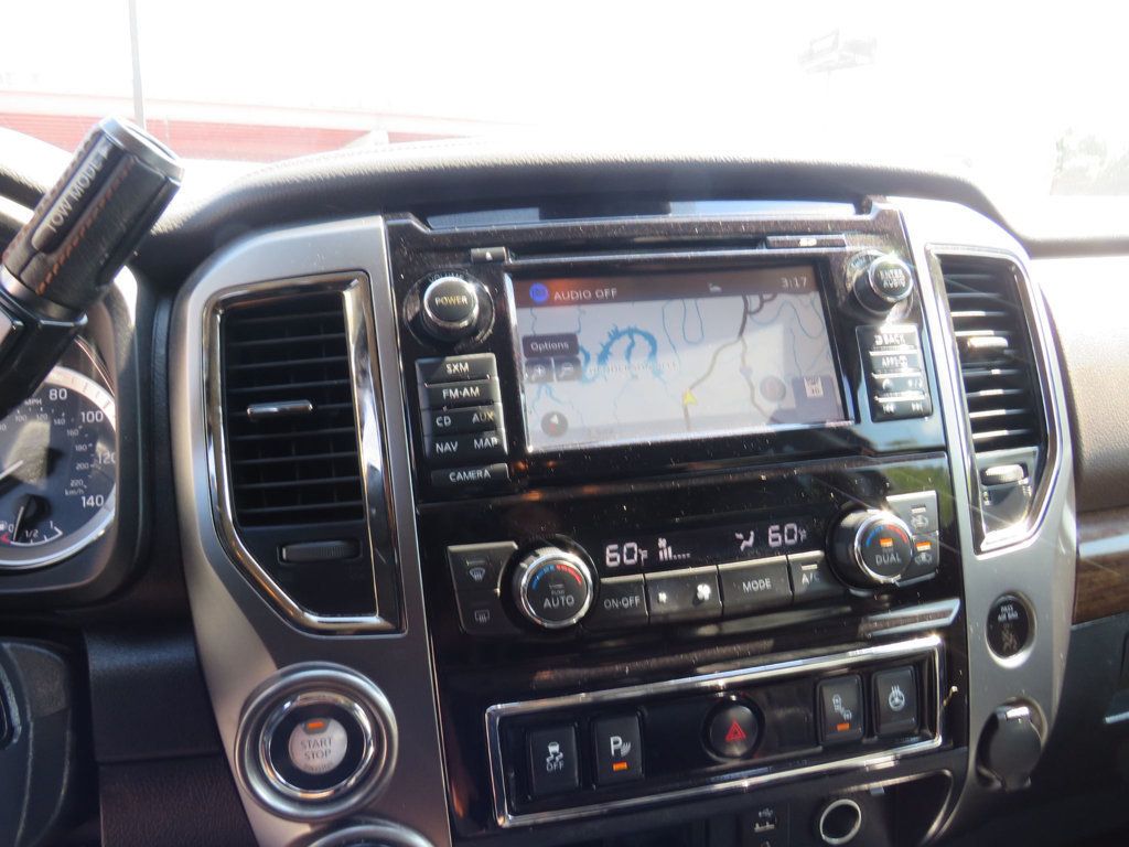 2017 Nissan Titan 4x4 Crew Cab Platinum Reserve - 22900507 - 13