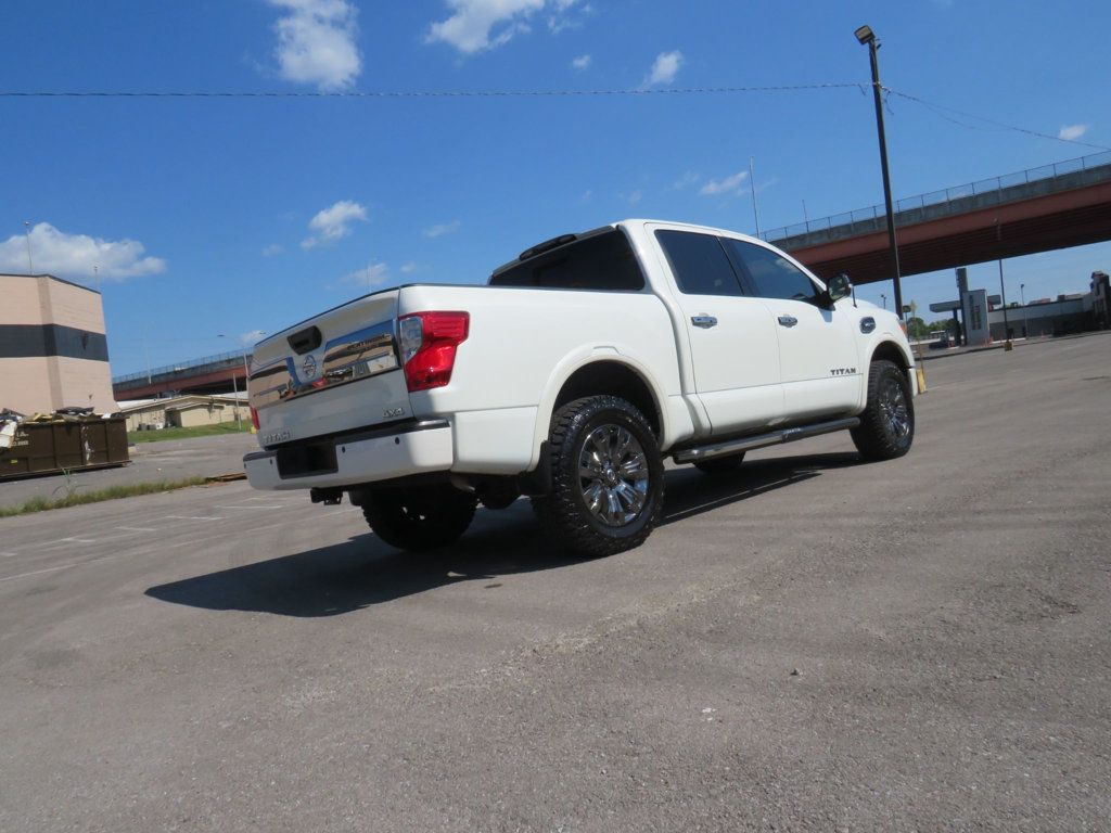 2017 Nissan Titan 4x4 Crew Cab Platinum Reserve - 22900507 - 7