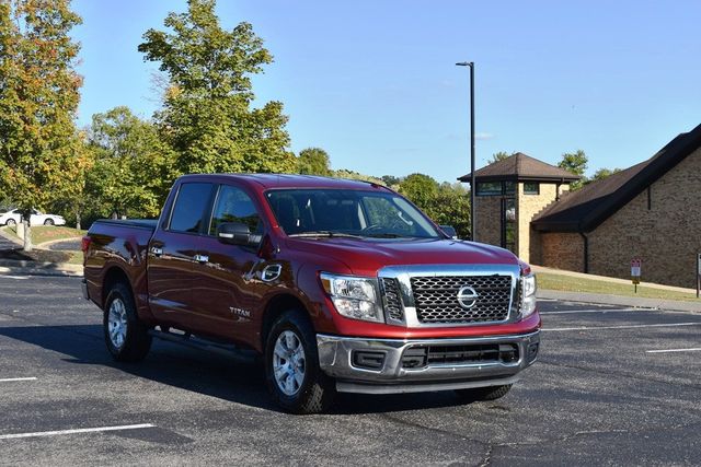 2017 Nissan Titan 4x4 Crew Cab S - 23094313 - 44
