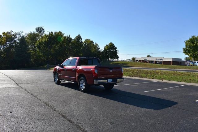 2017 Nissan Titan 4x4 Crew Cab S - 23094313 - 48
