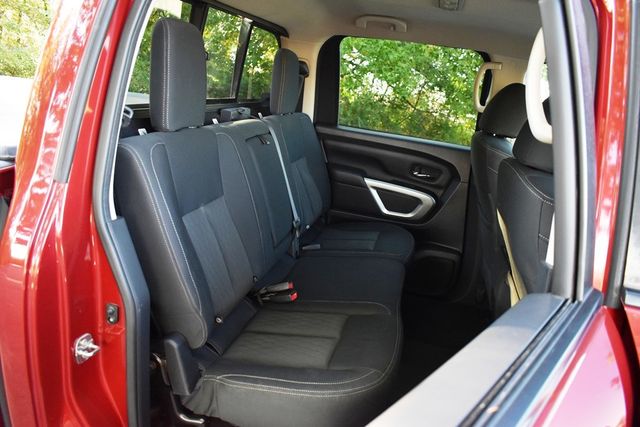 2017 Nissan Titan 4x4 Crew Cab S - 23094313 - 4