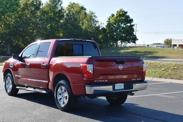2017 Nissan Titan 4x4 Crew Cab S - 23094313 - 50