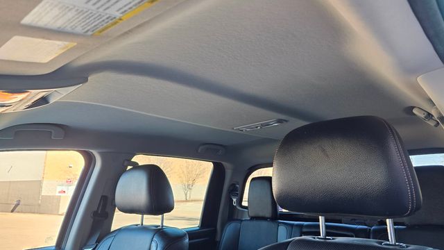 2017 Nissan Titan 4x4 Crew Cab SV - 22991827 - 51