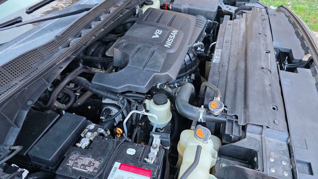 2017 Nissan Titan 4x4 Crew Cab SV - 22991827 - 58