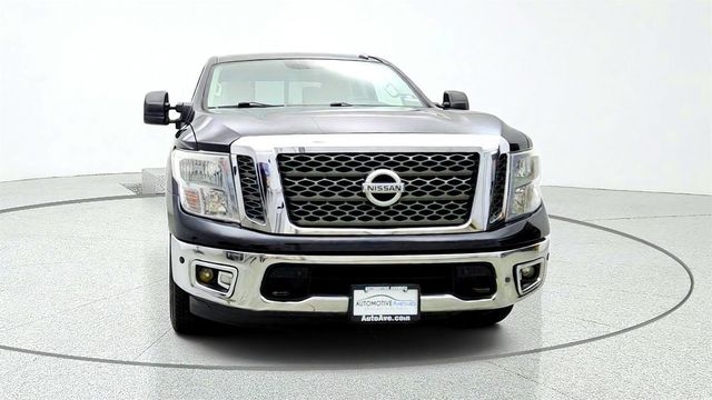 2017 Nissan Titan 4x4 Crew Cab SV w/ Comfort & Convenience Package - 23079712 - 1