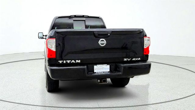 2017 Nissan Titan 4x4 Crew Cab SV w/ Comfort & Convenience Package - 23079712 - 5
