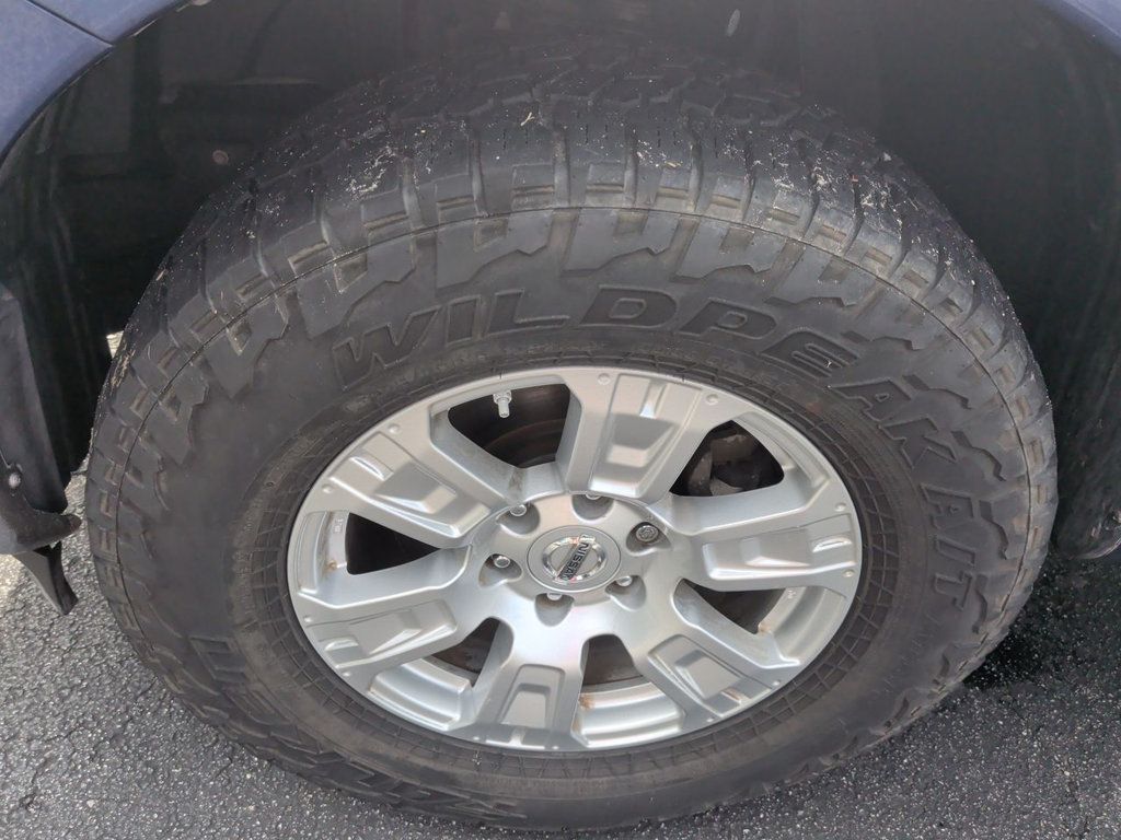 Nissan Titan photo 10