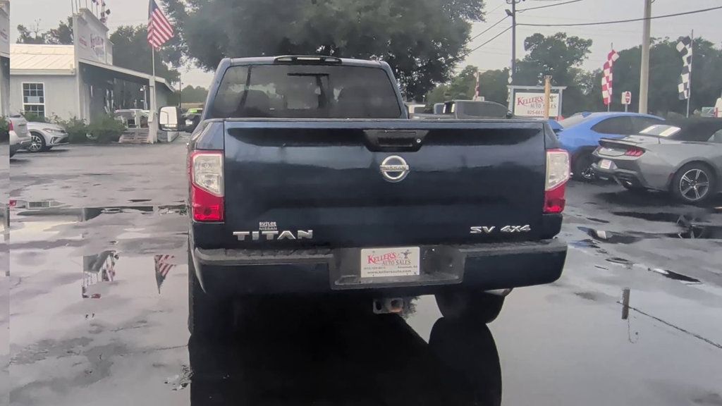Nissan Titan photo 7
