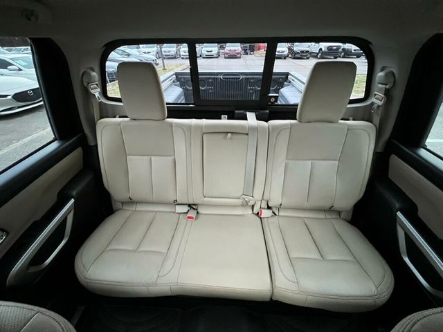 2017 Nissan Titan LOADED - WE FINANCE! - 22973659 - 17