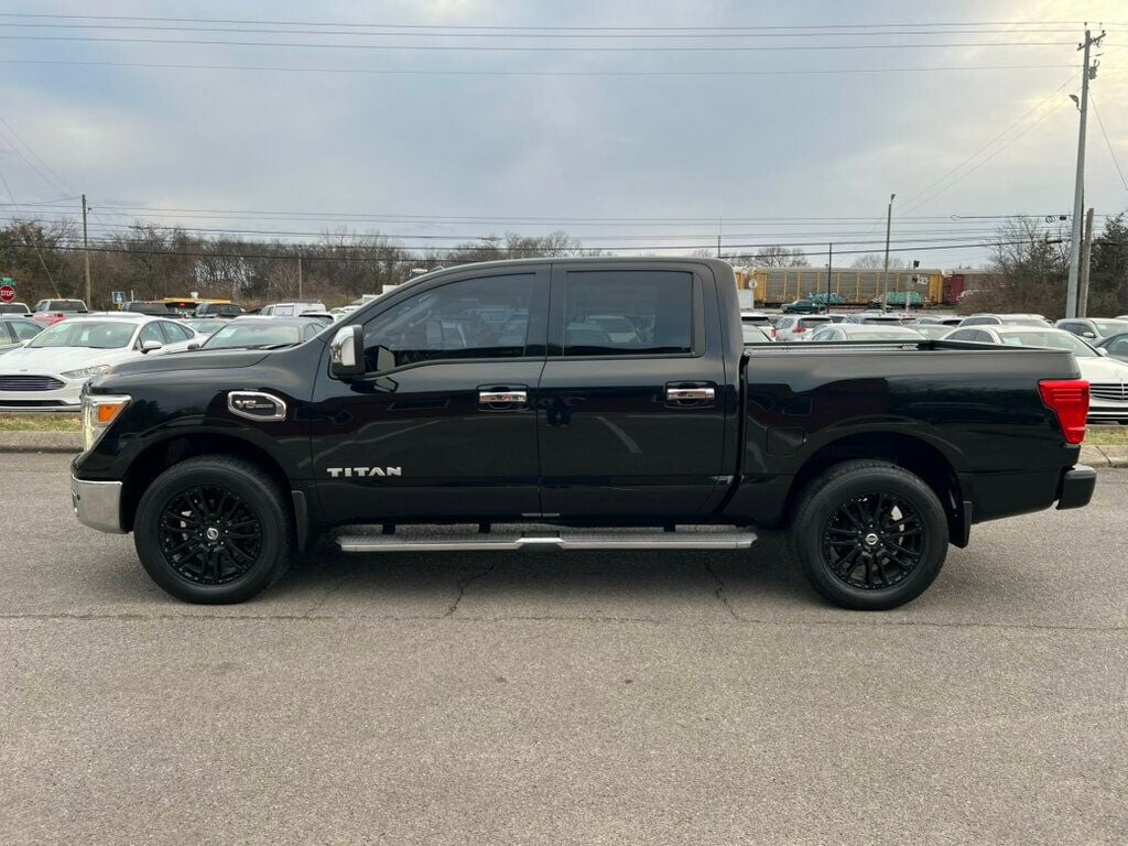 2017 Nissan Titan LOADED - WE FINANCE! - 22973659 - 2