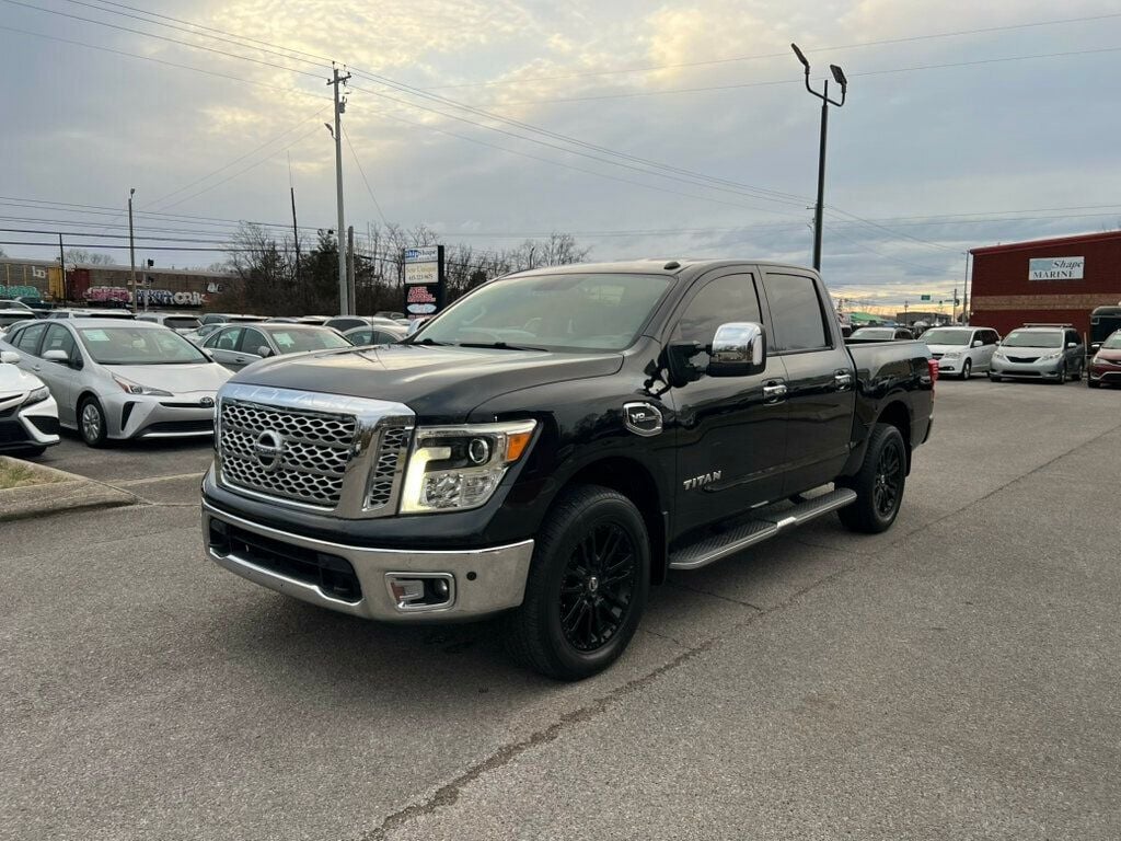 2017 Nissan Titan LOADED - WE FINANCE! - 22973659 - 3