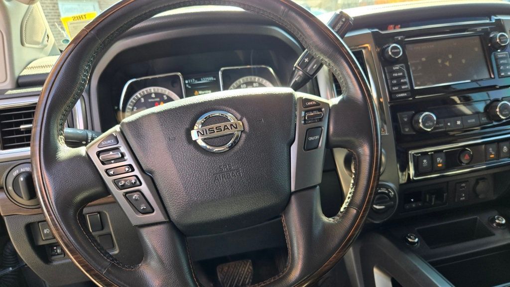 2017 Nissan Titan Platinum Reserve - 22943937 - 17