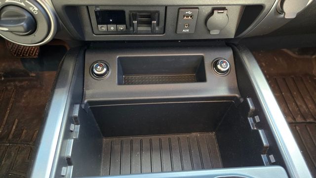 2017 Nissan Titan Platinum Reserve - 22943937 - 20