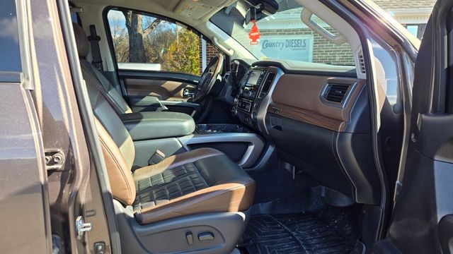 2017 Nissan Titan Platinum Reserve - 22943937 - 22