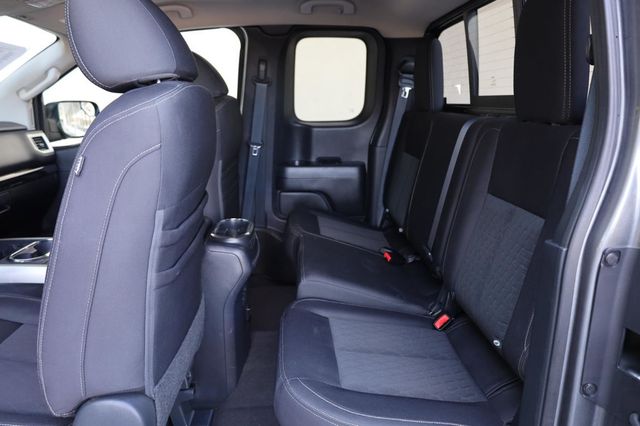 2017 Nissan Titan SV - 23030868 - 15