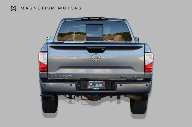 2017 Nissan Titan SV - 23030868 - 7