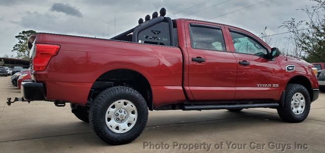 2017 Nissan Titan XD 4x2 Gas Crew Cab S - 22968000 - 9