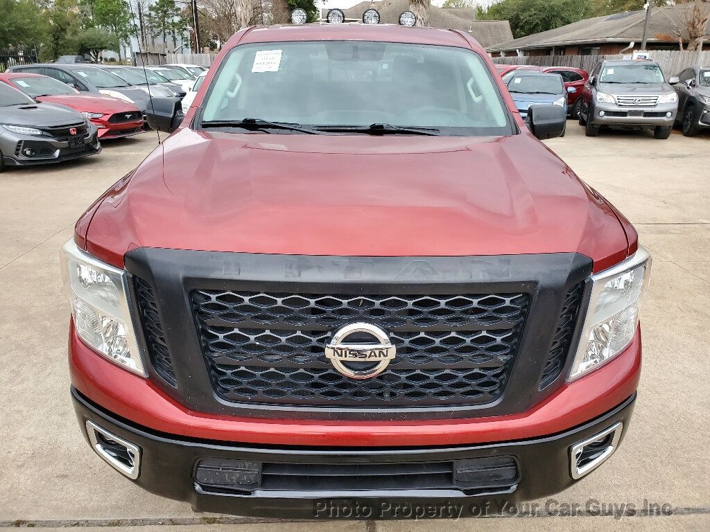 2017 Nissan Titan XD 4x2 Gas Crew Cab S - 22968000 - 3
