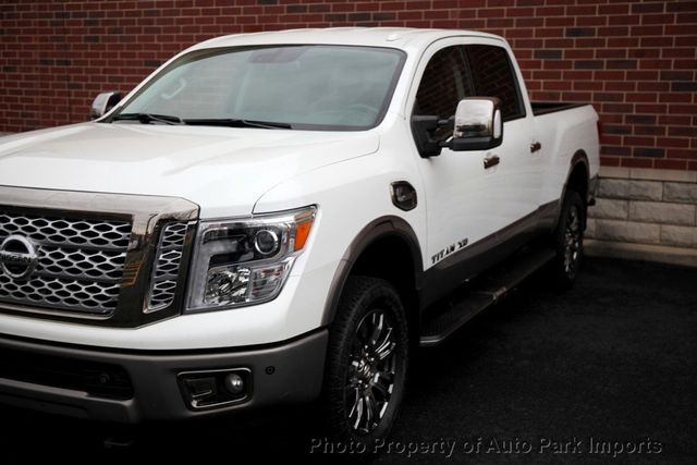 2017 Nissan Titan XD 4x4 Diesel Crew Cab Platinum Reserve - 22902806 - 16