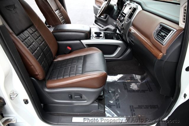 2017 Nissan Titan XD 4x4 Diesel Crew Cab Platinum Reserve - 22902806 - 24