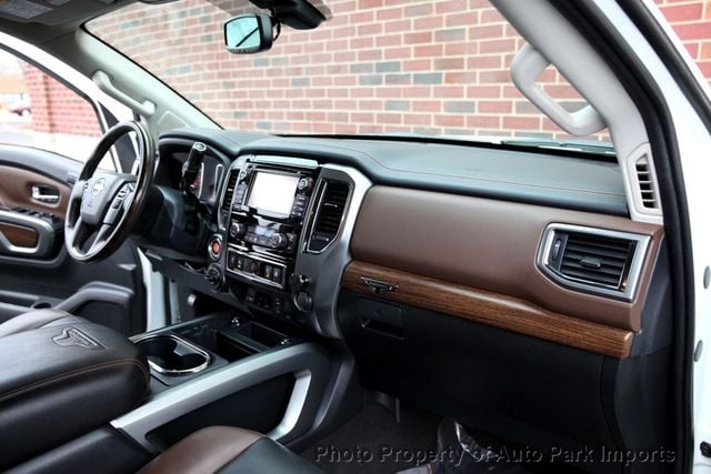 2017 Nissan Titan XD 4x4 Diesel Crew Cab Platinum Reserve - 22902806 - 27