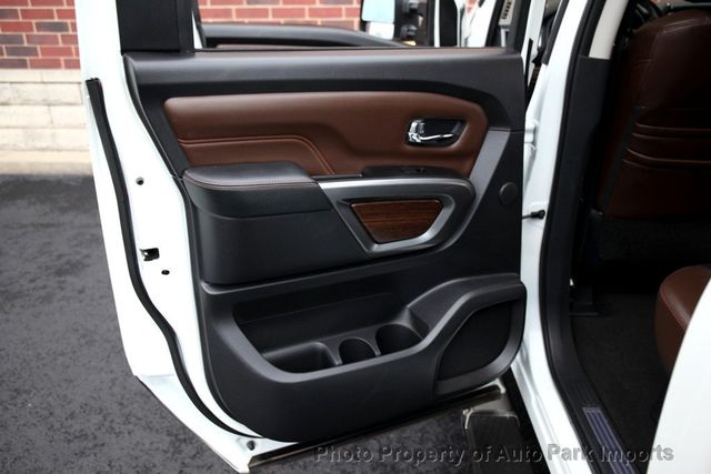 2017 Nissan Titan XD 4x4 Diesel Crew Cab Platinum Reserve - 22902806 - 38