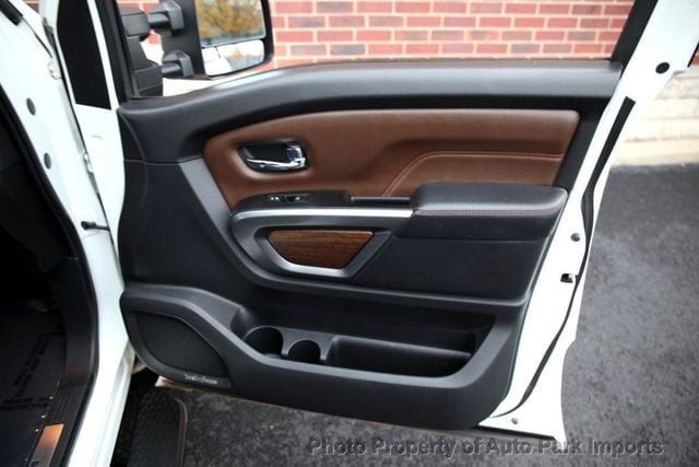 2017 Nissan Titan XD 4x4 Diesel Crew Cab Platinum Reserve - 22902806 - 40