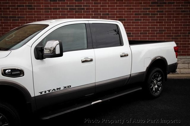 2017 Nissan Titan XD 4x4 Diesel Crew Cab Platinum Reserve - 22902806 - 4