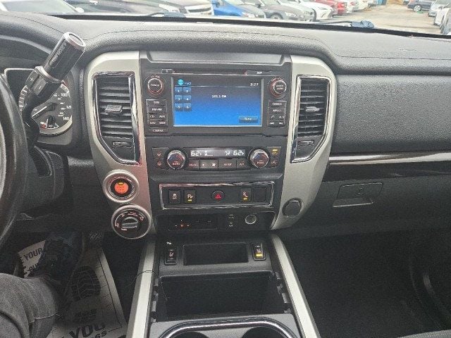 2017 Nissan Titan XD 4x4 Diesel Crew Cab PRO-4X - 22952993 - 15