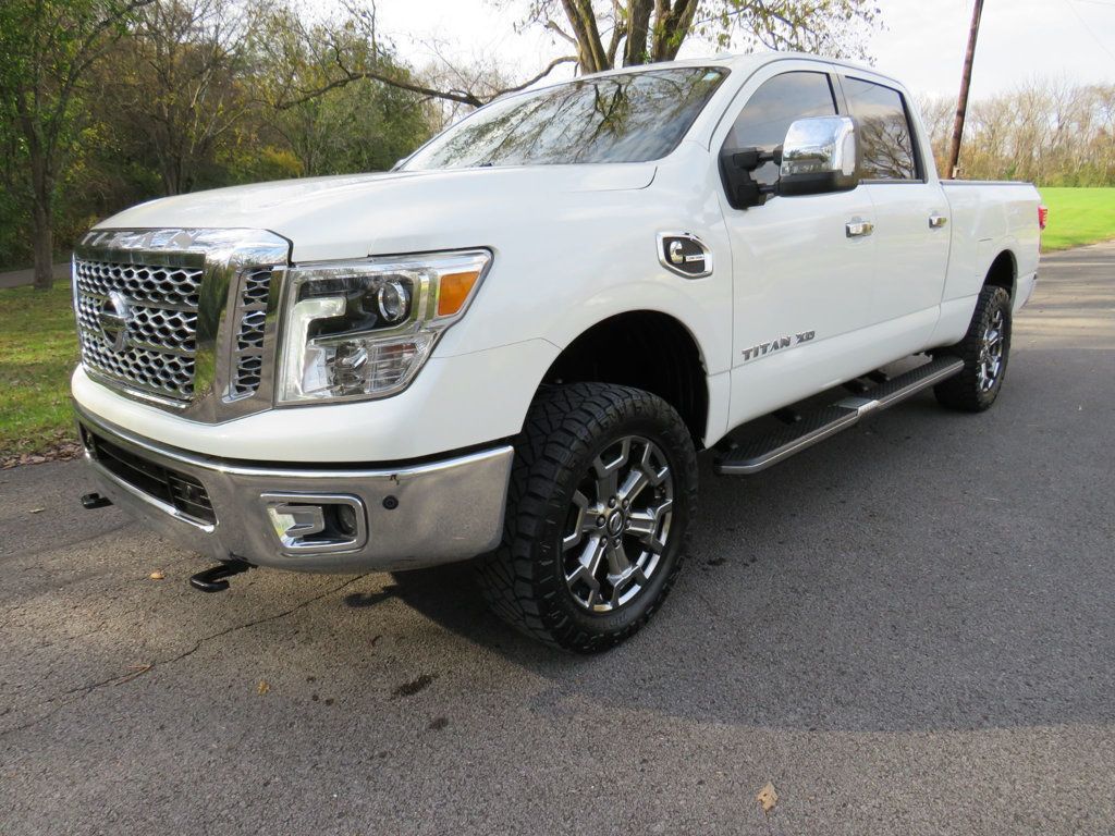 2017 Nissan Titan XD 4x4 Diesel Crew Cab SL - 22672687 - 19