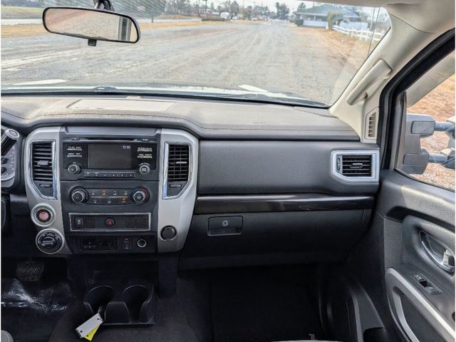 2017 Nissan Titan XD 4x4 Diesel Crew Cab SV - 22970611 - 21