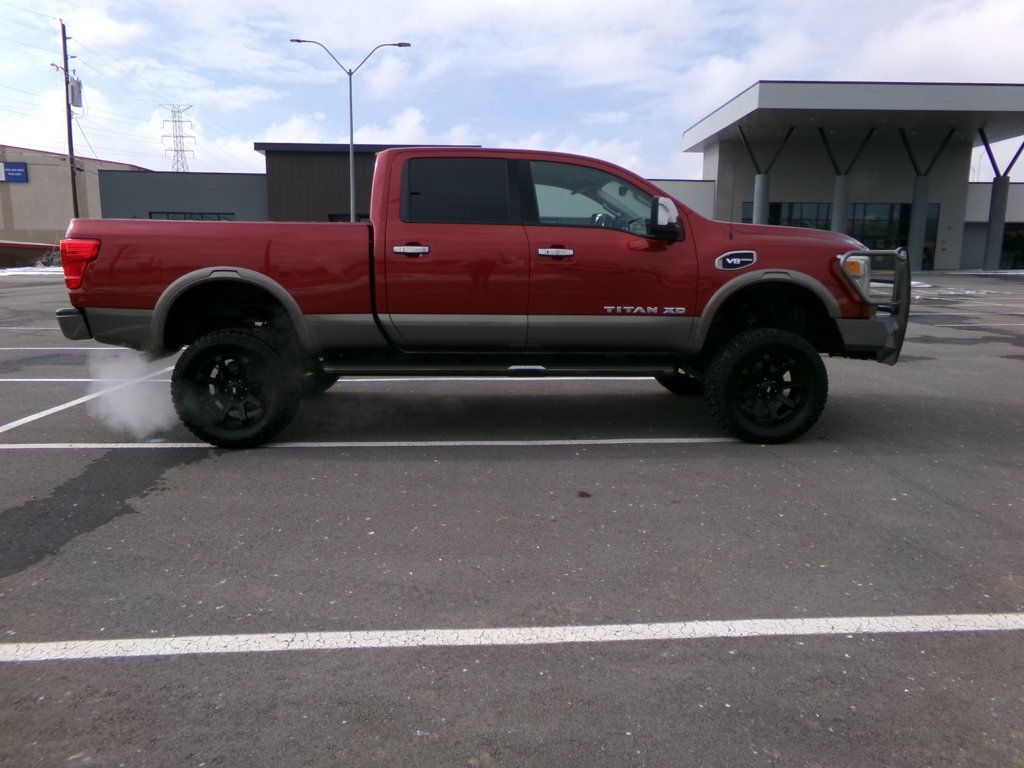 2017 Nissan Titan XD 4x4 Gas Crew Cab Platinum Reserve - 22973937 - 4