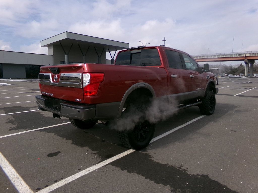 2017 Nissan Titan XD 4x4 Gas Crew Cab Platinum Reserve - 22973937 - 5