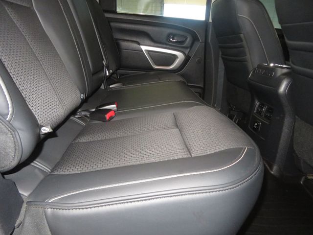 2017 Nissan Titan XD EXTRA CLEAN 4X4 PRO 4X TITAN XD CREWCAB LEATHER  - 22993606 - 30