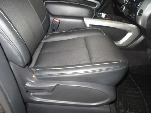 2017 Nissan Titan XD EXTRA CLEAN 4X4 PRO 4X TITAN XD CREWCAB LEATHER  - 22993606 - 35