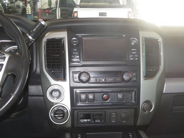 2017 Nissan Titan XD EXTRA CLEAN 4X4 PRO 4X TITAN XD CREWCAB LEATHER  - 22993606 - 40