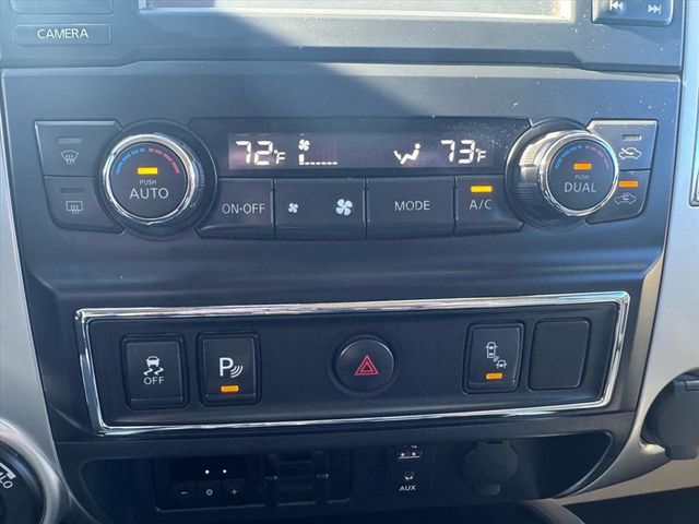 2017 Nissan Titan XD SL - 22967708 - 23