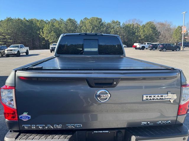 2017 Nissan Titan XD SL - 22967708 - 34
