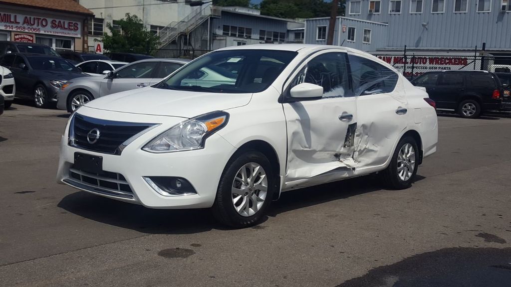 2017 Nissan Versa Sedan (Easy Fix) SV Special Edition - 19201888 | Video 1