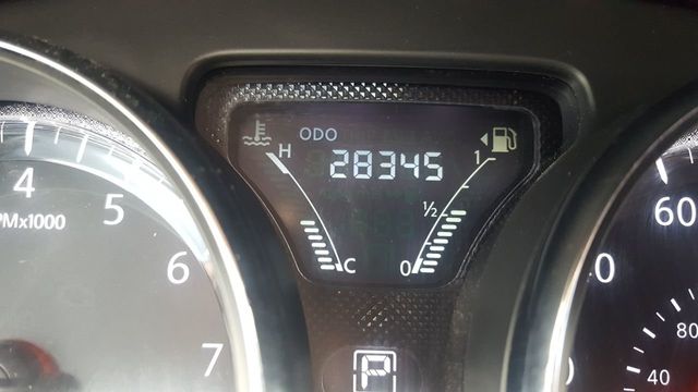 2017 Nissan Versa Sedan (Easy Fix) SV Special Edition - 19201888 - 10