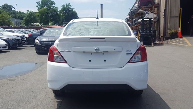 2017 Nissan Versa Sedan (Easy Fix) SV Special Edition - 19201888 - 4