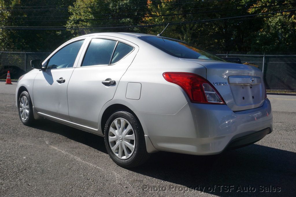 2017 Nissan Versa Sedan S Manual 1-OWNER CLEAN CARFAX RELIABLE VEHICLE - 22932650 - 4