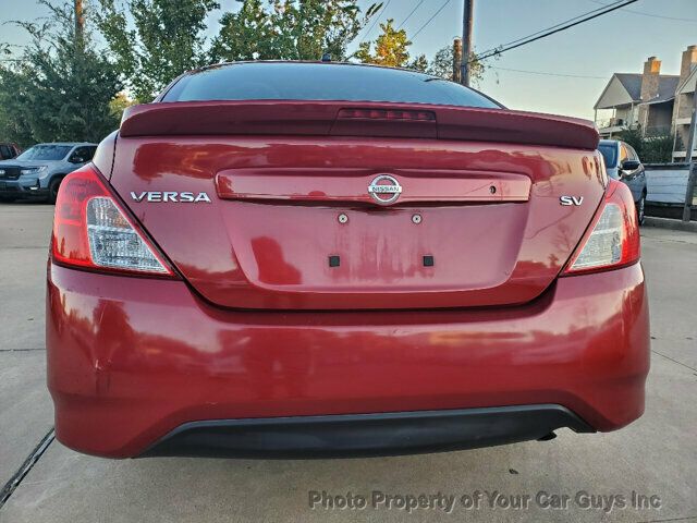 2017 Nissan Versa Sedan SV - 22944386 - 17